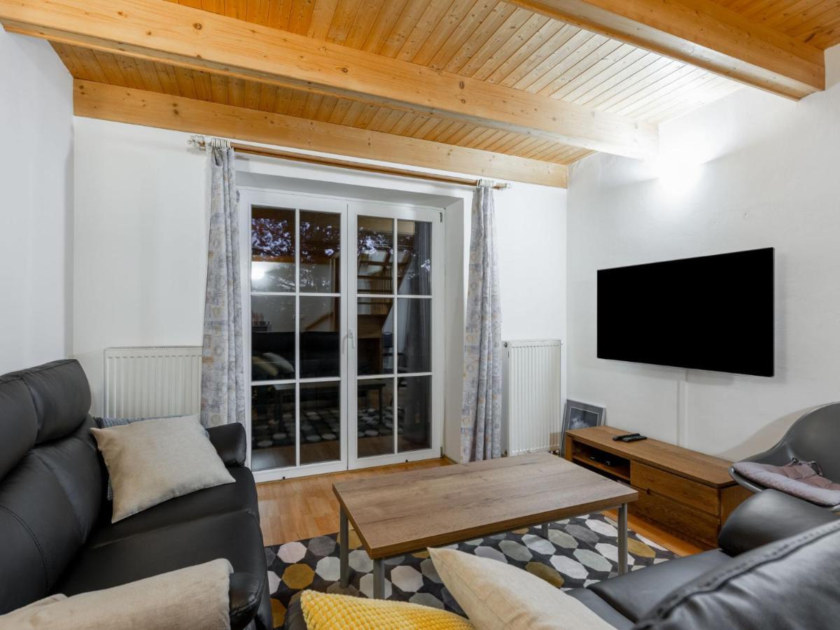 Holiday Home Holiday Hill 60 By Interhome Cista  エクステリア 写真